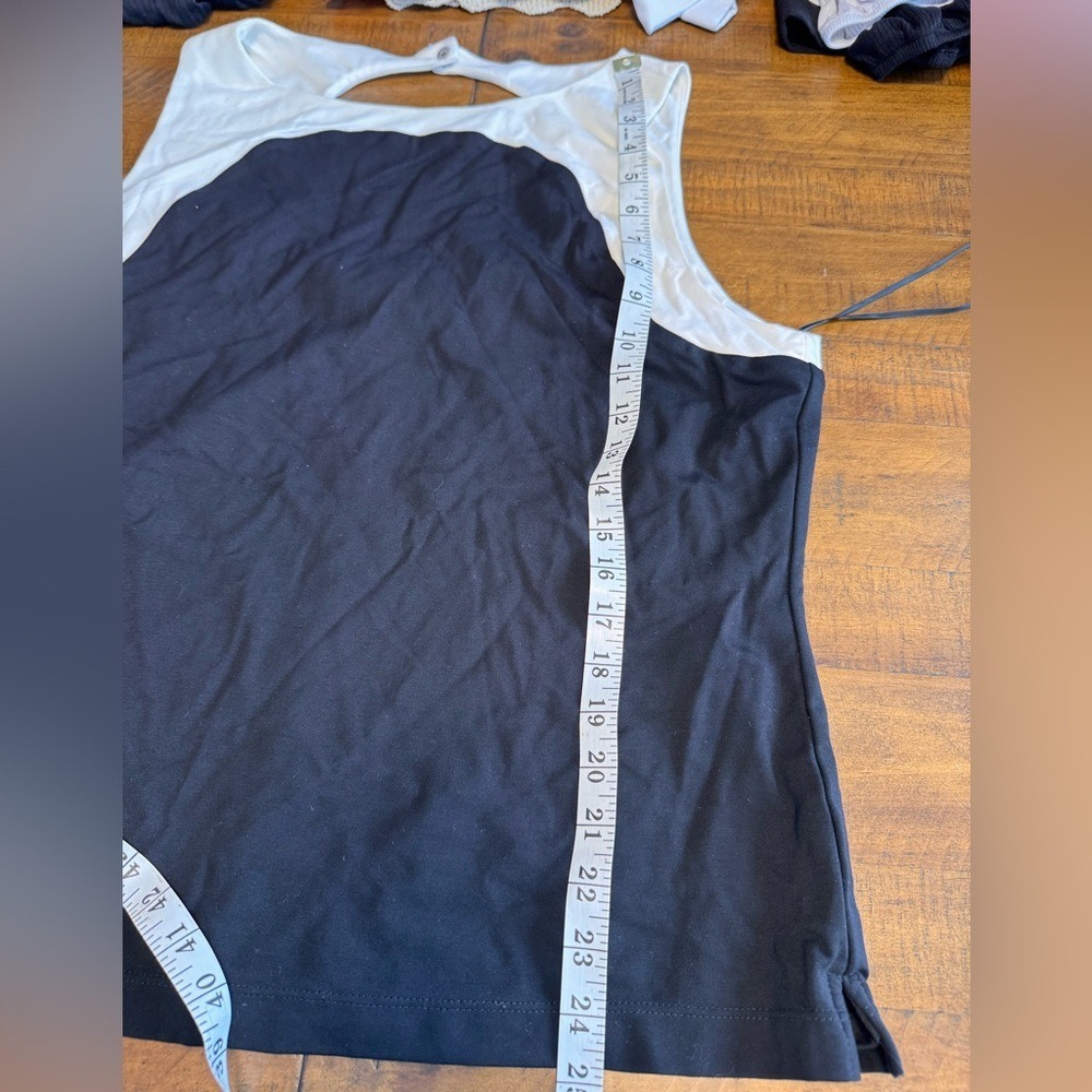 Halogen Sleeveless Black Color Block Tank Top NWOT - Picture 8 of 8